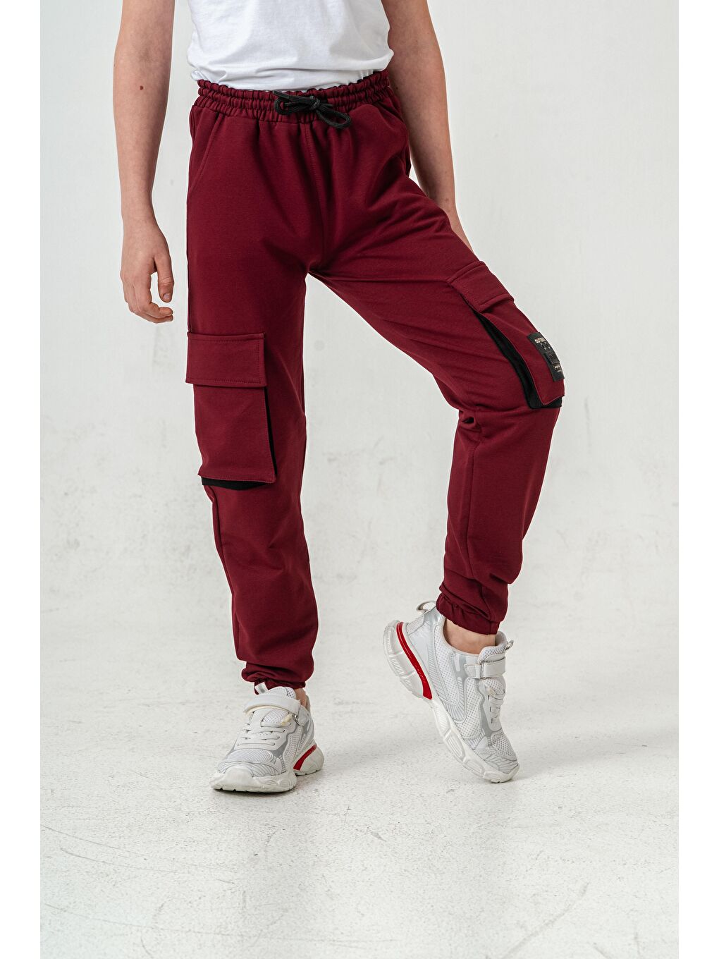 Bordo Çift Kargo Cepli Sol Cep Kapagı Armalı Erkek Çoçuk Eşofman Altı-3