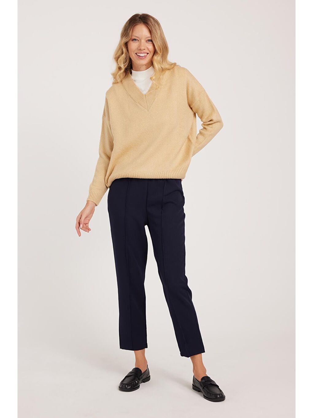 Kadın Relax Fit Rahat Kesim Yüksel Bel Düz Paça Beli Lastikli Lacivert Pantolon-1