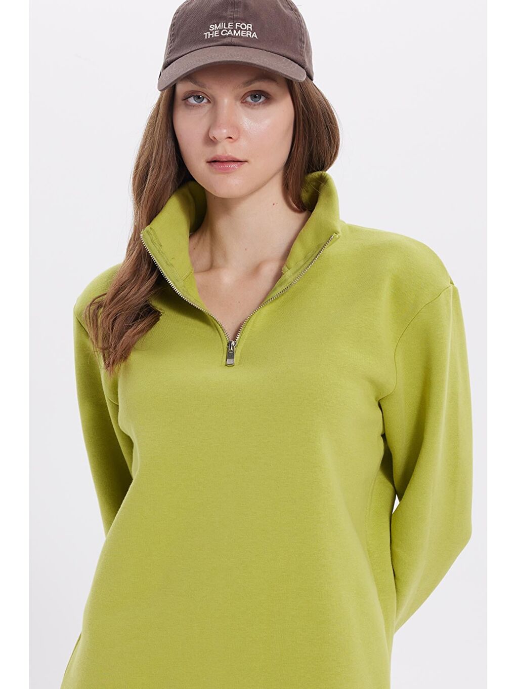 Kadın Relax Fit Rahat Kesim Pamuklu İçi Polarlı Yarım Fermuarlı Yeşil Dik Yaka Sweatshirt-7