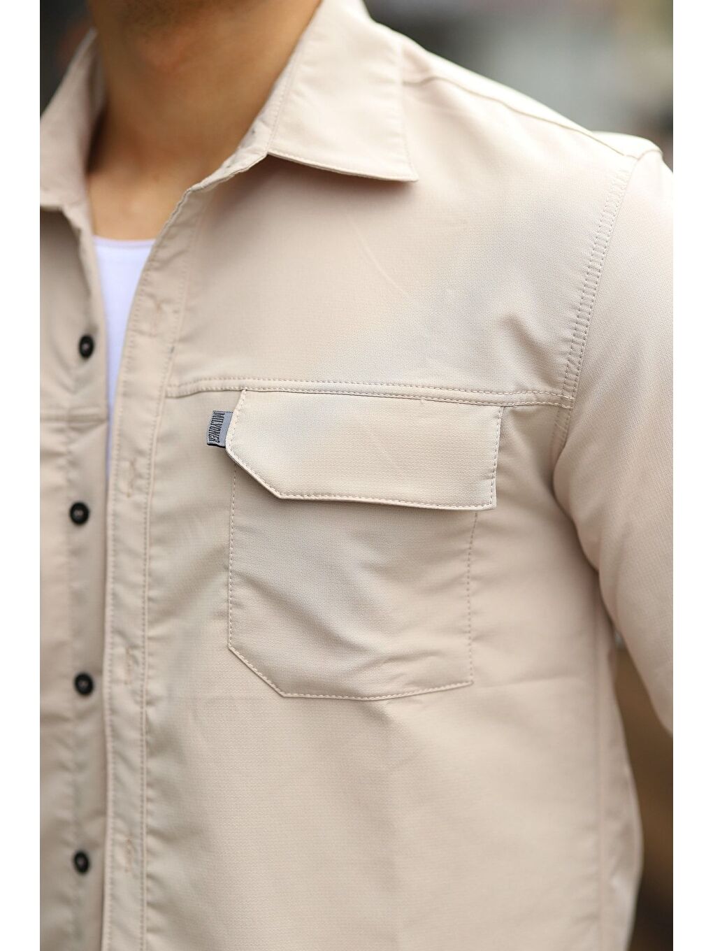 Bej Erkek Paraşüt Kumaş Rahat Kalıp Gömlek-1