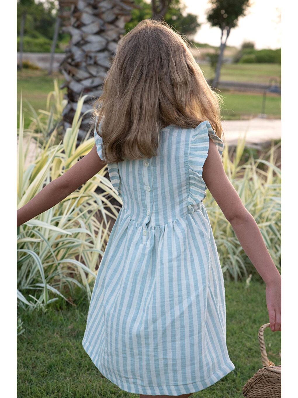 Kız Çocuk Elbise Arkası Düğme Detaylı Kol Kısmı Fırfırlı Ekru (3-8 Yaş)-1