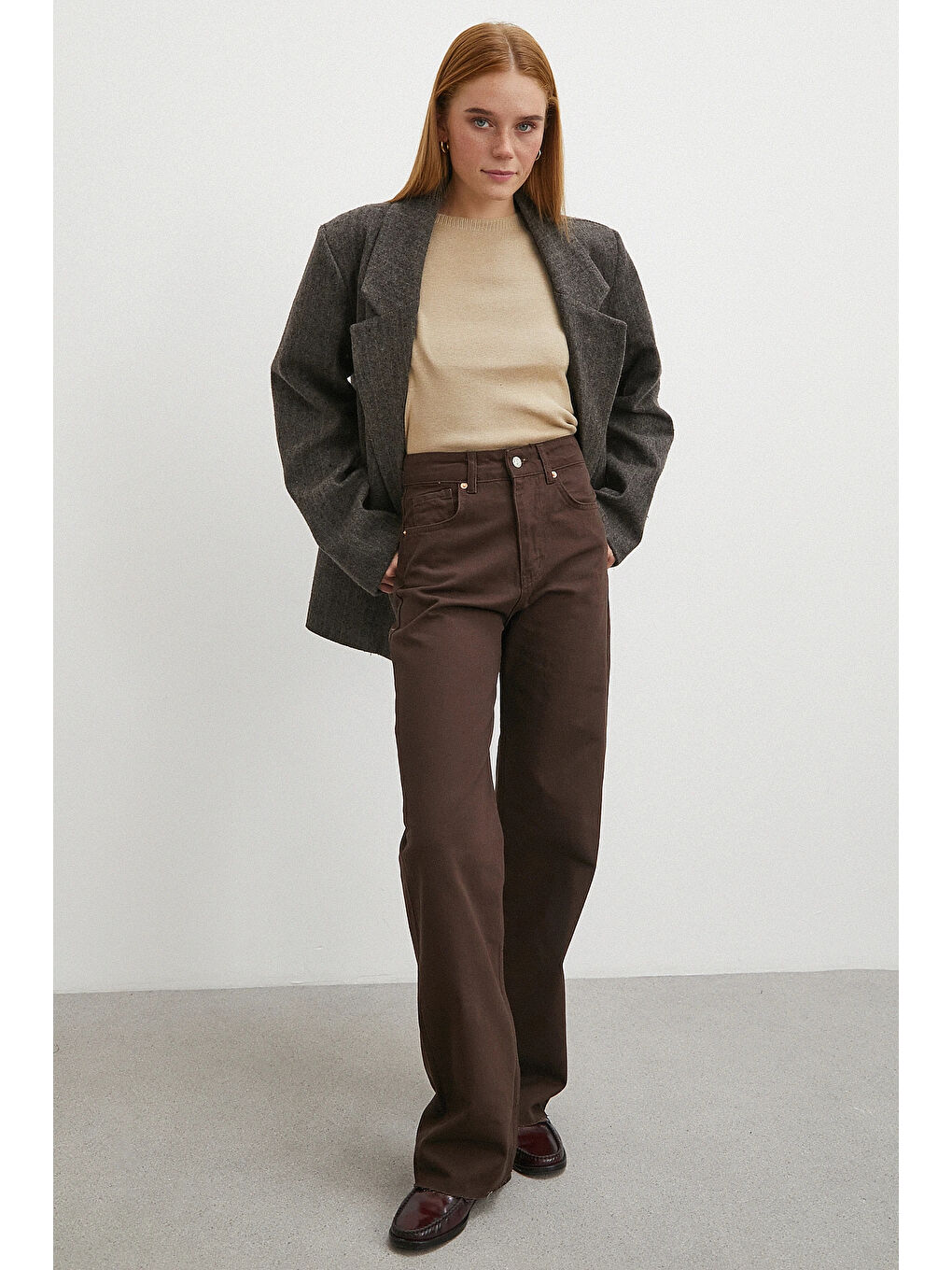 Karışık Yüksek Bel Kesik Boru Paça Jean Kahve-1