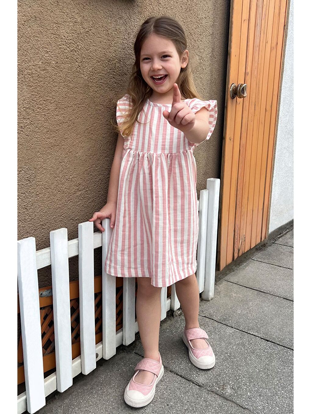 Kız Çocuk Elbise Arkası Düğme Detaylı Kol Kısmı Fırfırlı Ekru (3-8 Yaş)-1