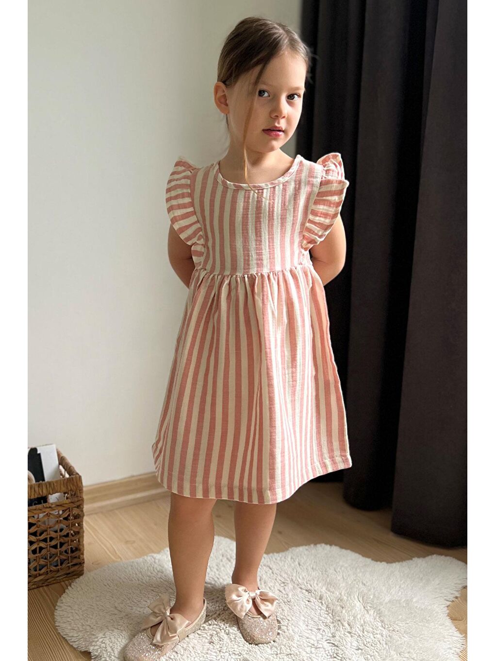 Kız Çocuk Elbise Arkası Düğme Detaylı Kol Kısmı Fırfırlı Ekru (3-8 Yaş)-3