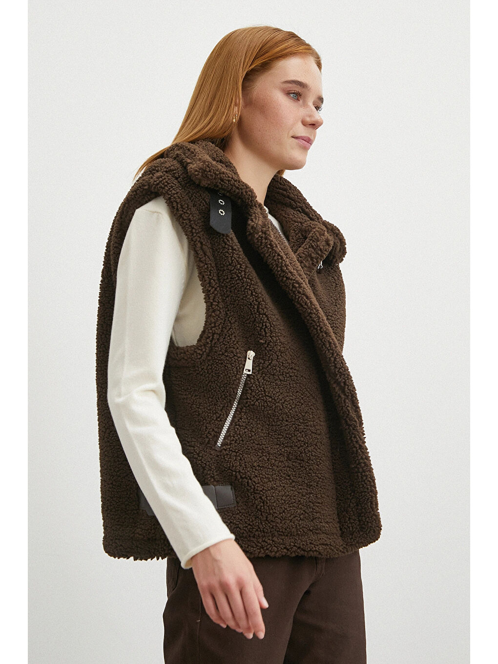 Karışık Yaka Detaylı Yumoş Yelek Kahve-2