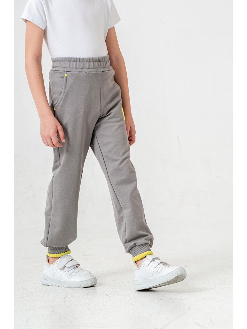 Gri Super Fast Baskılı Cep Kenarı Rivetli Erkek Çocuk Eşofman Altı-4