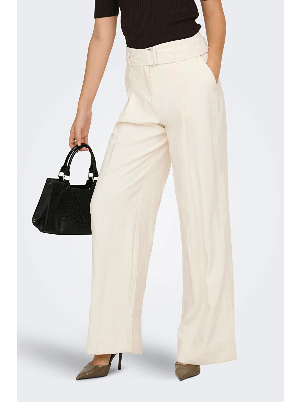 Bej Onltila Loose Fit Yüksel Bel Geniş Paça Kemer Detaylı Pantolon 15367390