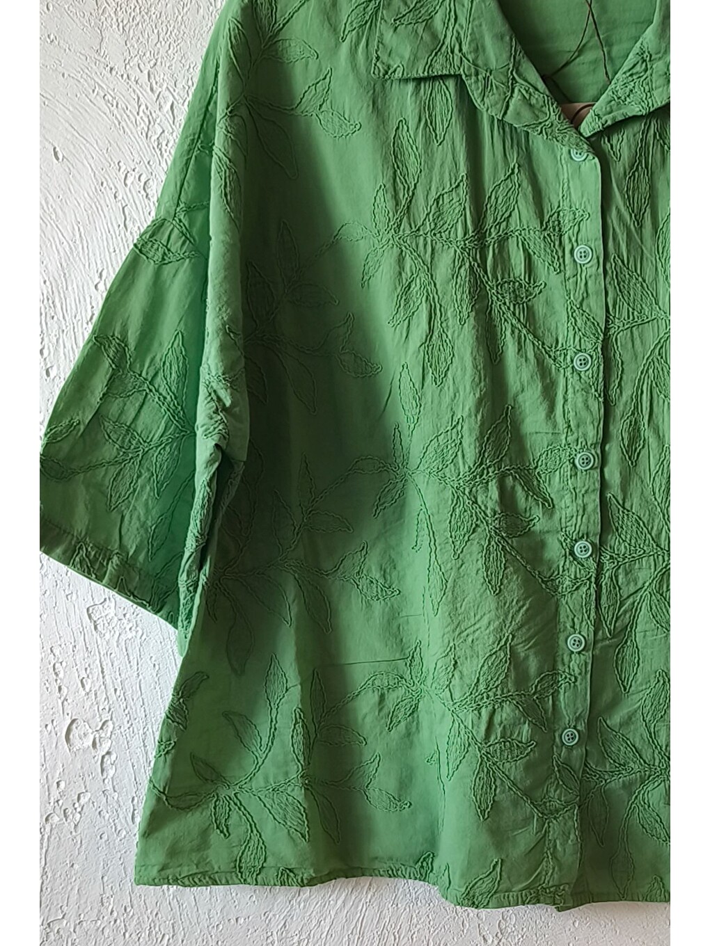 Yeşil Gömlek Yaka 3/4 Kol Düğmeli Brodeli Pamuklu Oversize Dokuma Gömlek 65 66-1