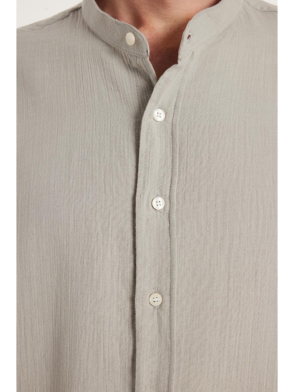 Erkek Relax Fit Rahat Kesim %100 Pamuk Müslin Kumaş Kısa Kollu Spor Hakim Yaka Gri Gömlek-2