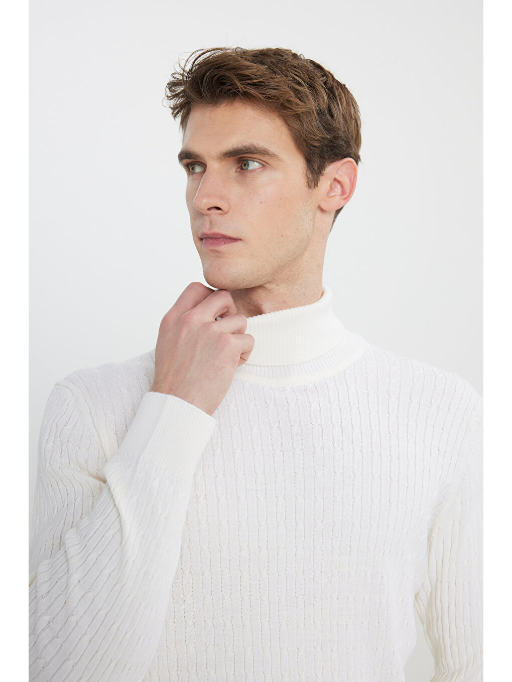 Erkek Ekru Yünlü Sıcak Tutan Normal Kesim Saç Örgü Desenli Triko Kazak-3