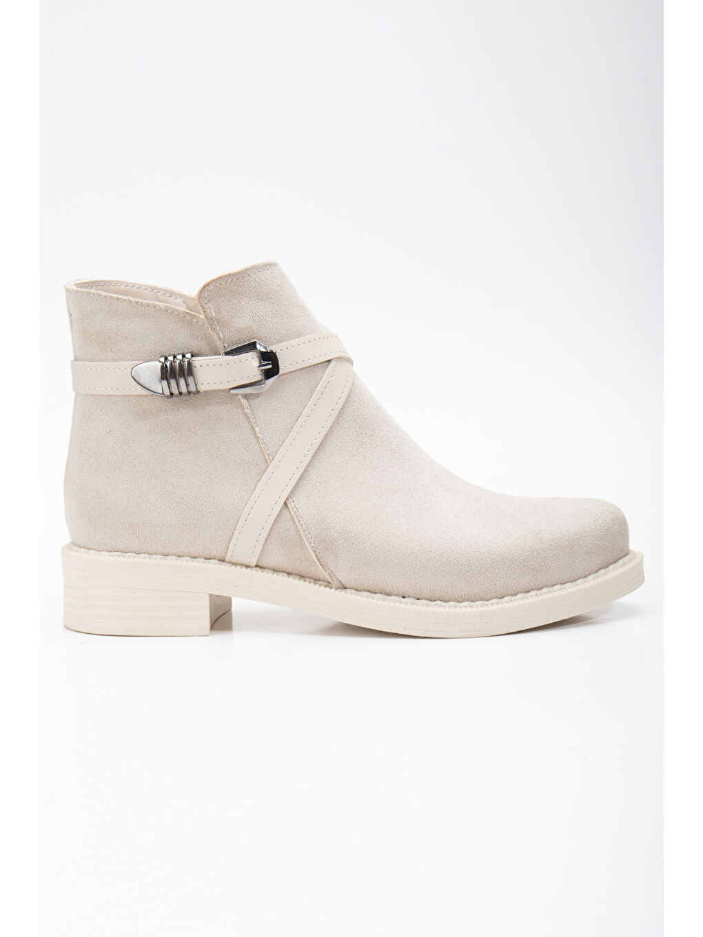 Bej Kadın Ten Süet Termo Taban Çapraz Bantlı Tokalı Fermuarlı Kısa Topuklu Bot