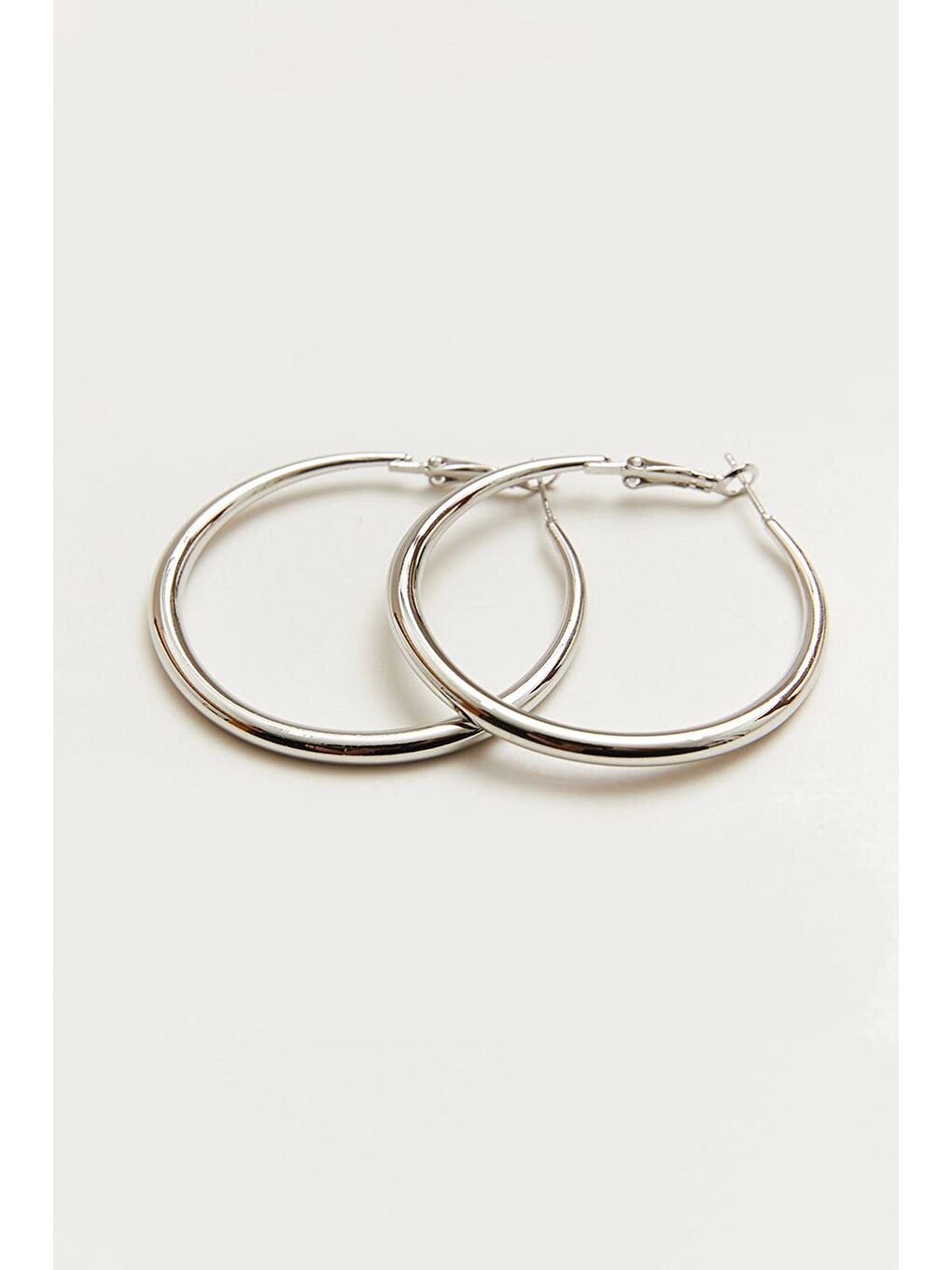 Gri Kadın Aksesuar Çelik Şık Halka Küpe-2