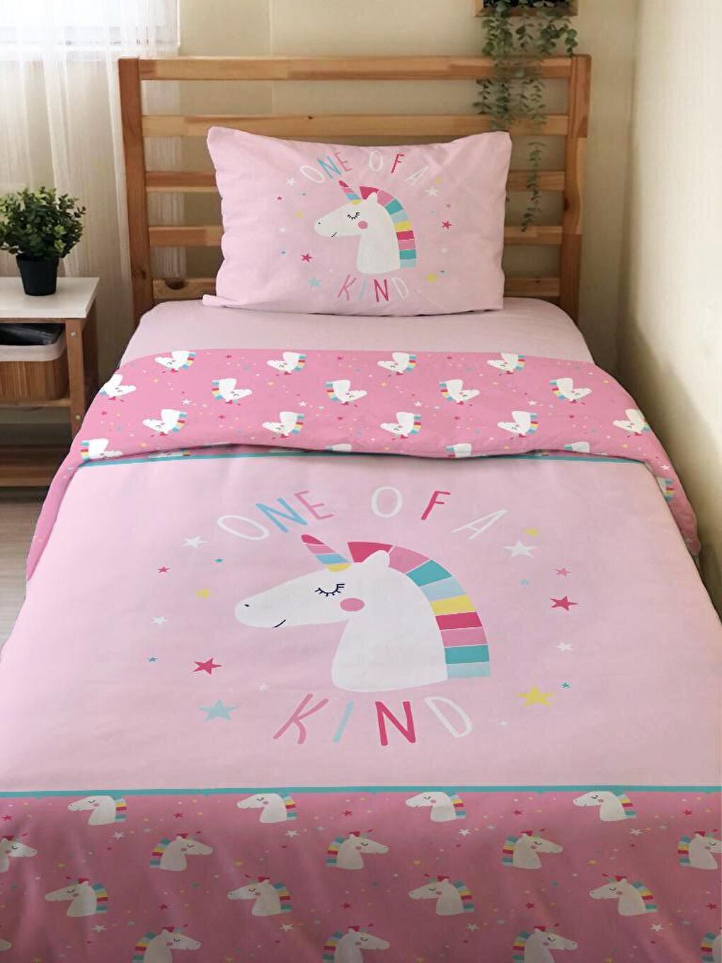 EVMİLA Karışık Çift Taraflı Unicorn Desenli Çarşafsız Takım Tek Kişilik Nevresim Takımı 160x220 Cm