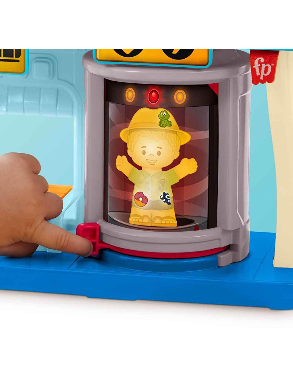 FISHER PRICE Renksiz Little People Eğlenceli Havaalanı Oyun Seti - 2