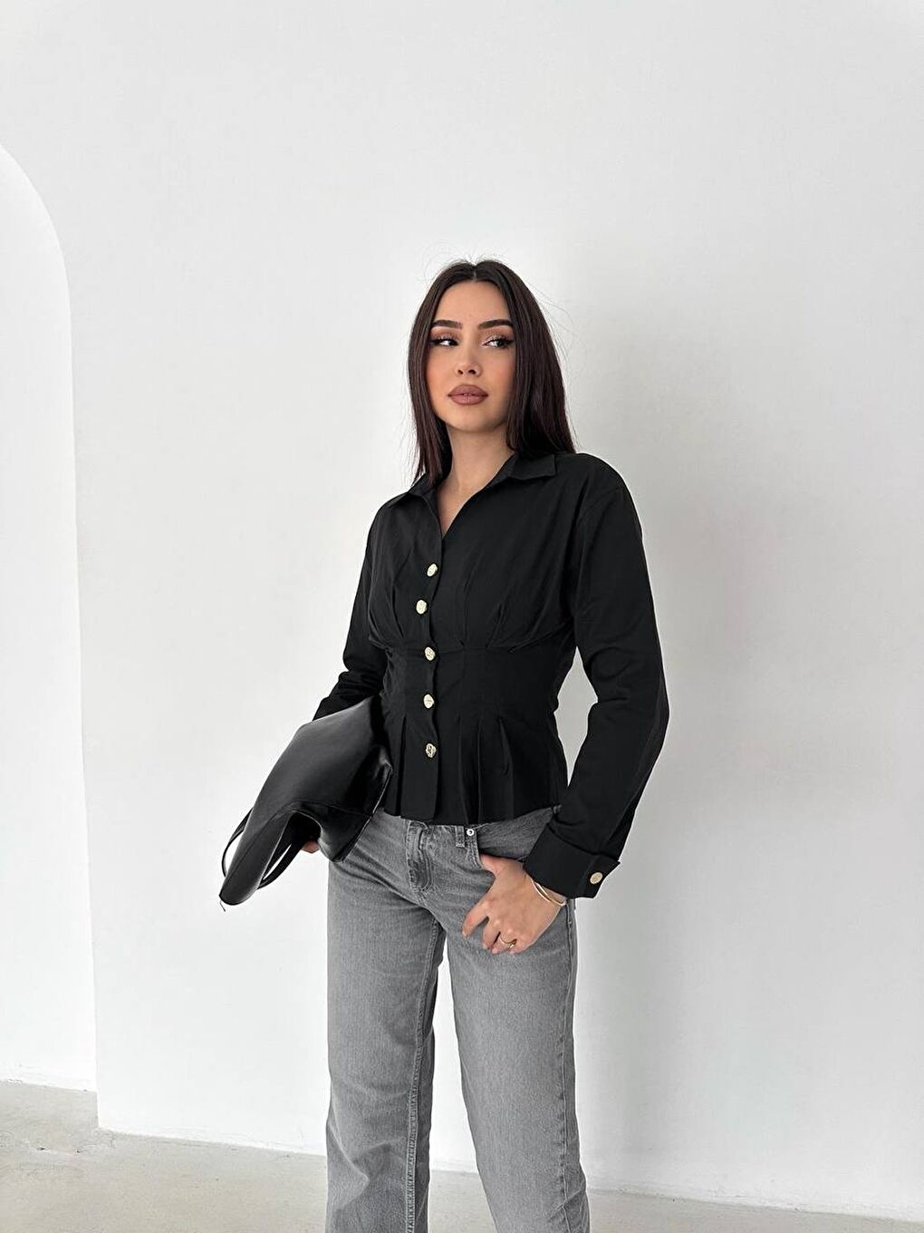 Kadın Korse Detaylı Gold Düğmeli Siyah Gömlek-1