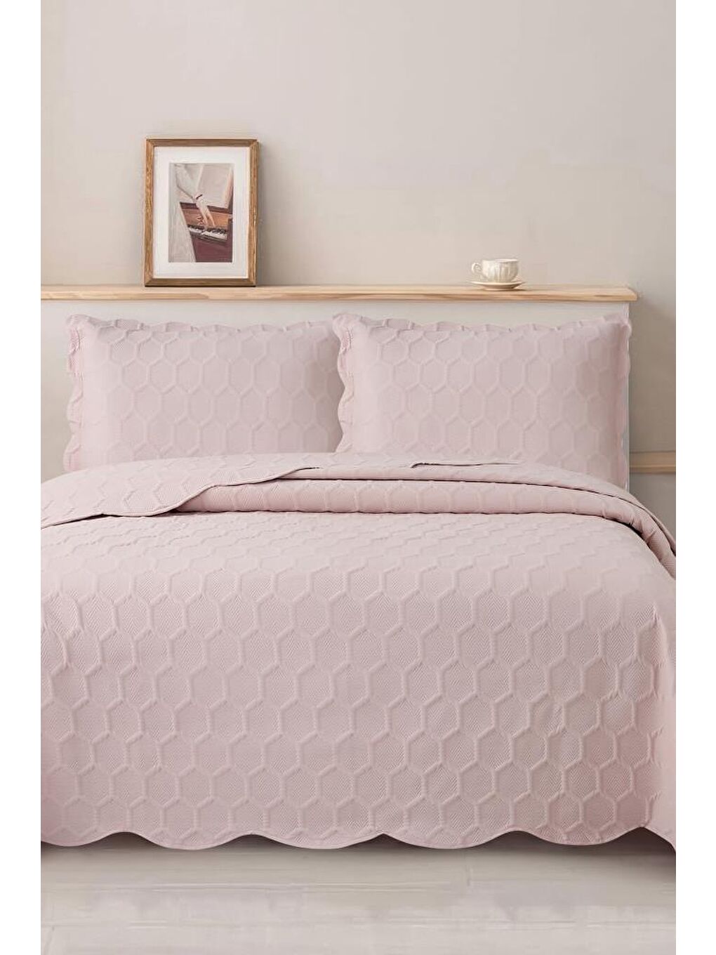 Pembe Cenevre Elyaf Dolgulu Çift Kişilik 240x260 Cm Yatak Örtüsü Pudra