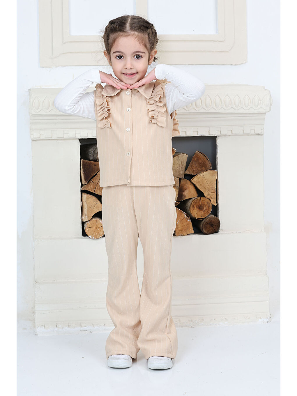 Kız Çocuk Bej Kız Çocuk Çizgili Omuz Detay Düğmeli Yelek ve Salaş Pantolon Alt Üst Takım - 26819