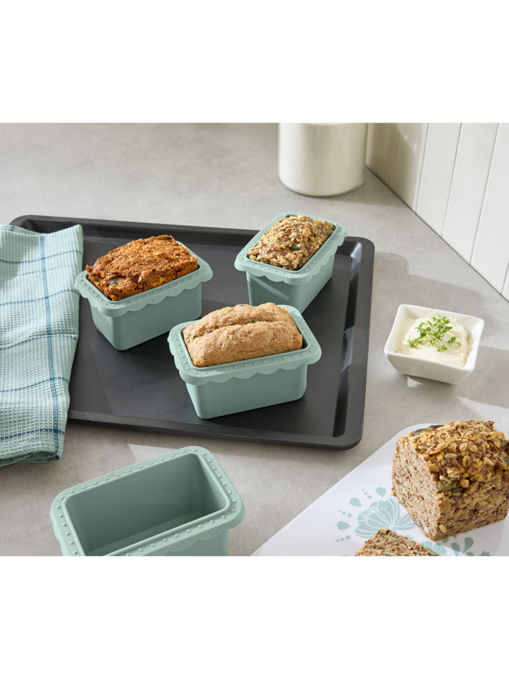 Yeşil Mini Silikon Fırın Kalıbı, 4 Adet-1