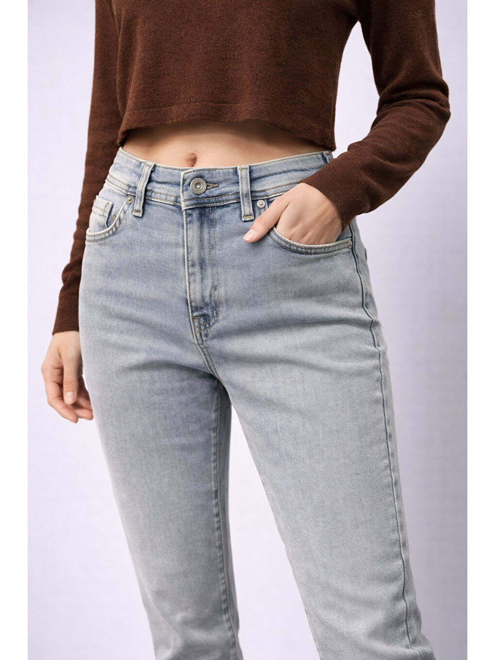 Mavi Dar Paça Kadın Jean-2