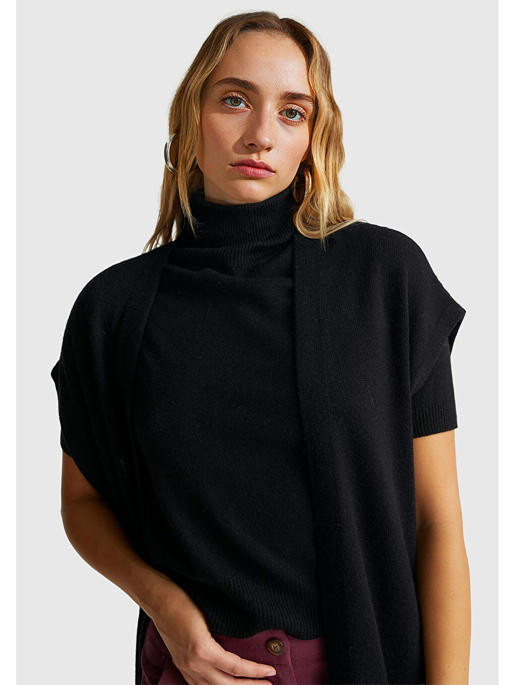 Siyah Kadın Sİyah Yün ve Kaşmir Karışımlı Ribana Detaylı Kısa Kollu Uzun Hırka-5