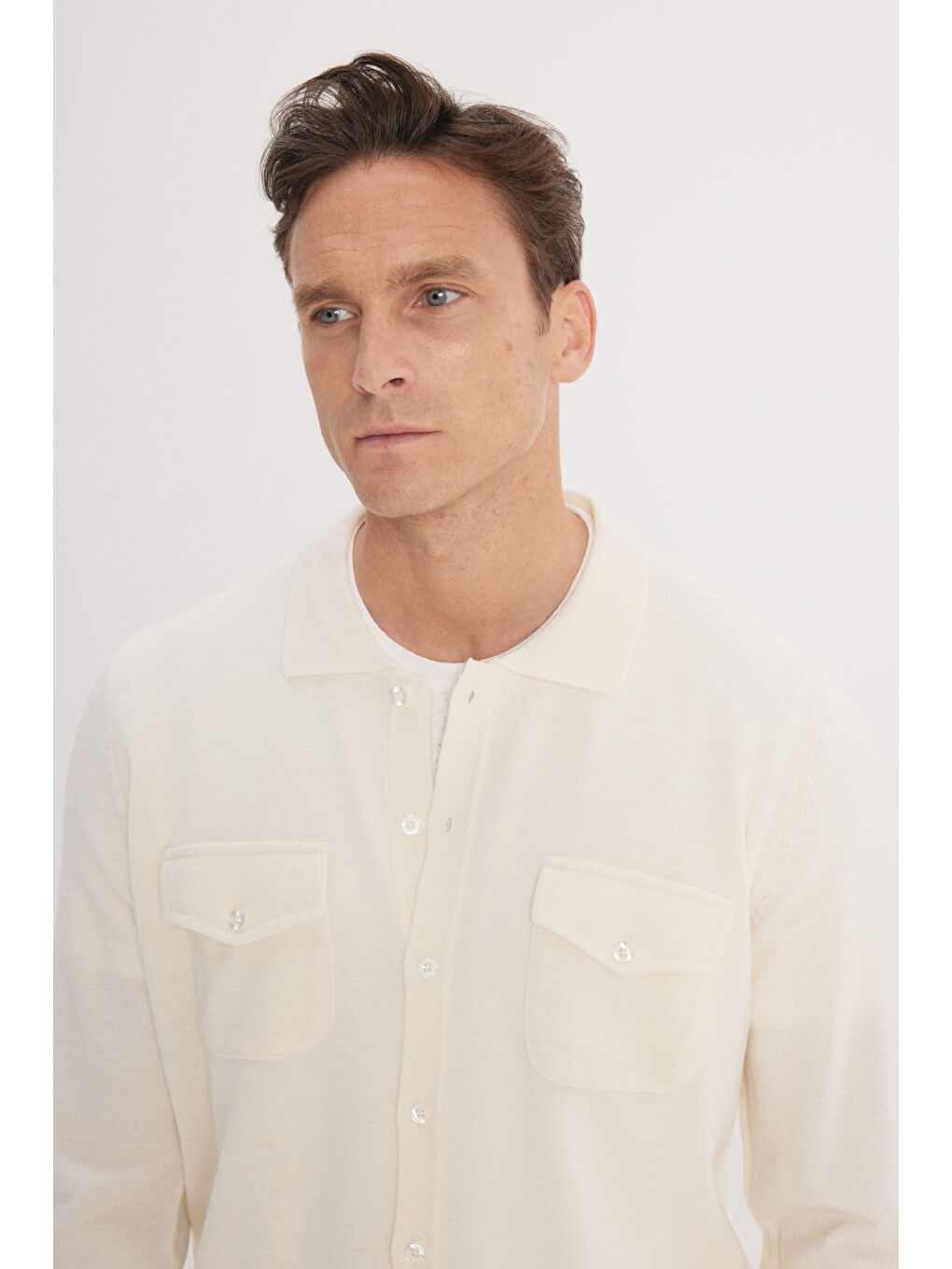 Erkek Ekru Sıcak Tutan Yünlü Normal Kesim Gömlek Yaka Cepli Triko Hırka-3