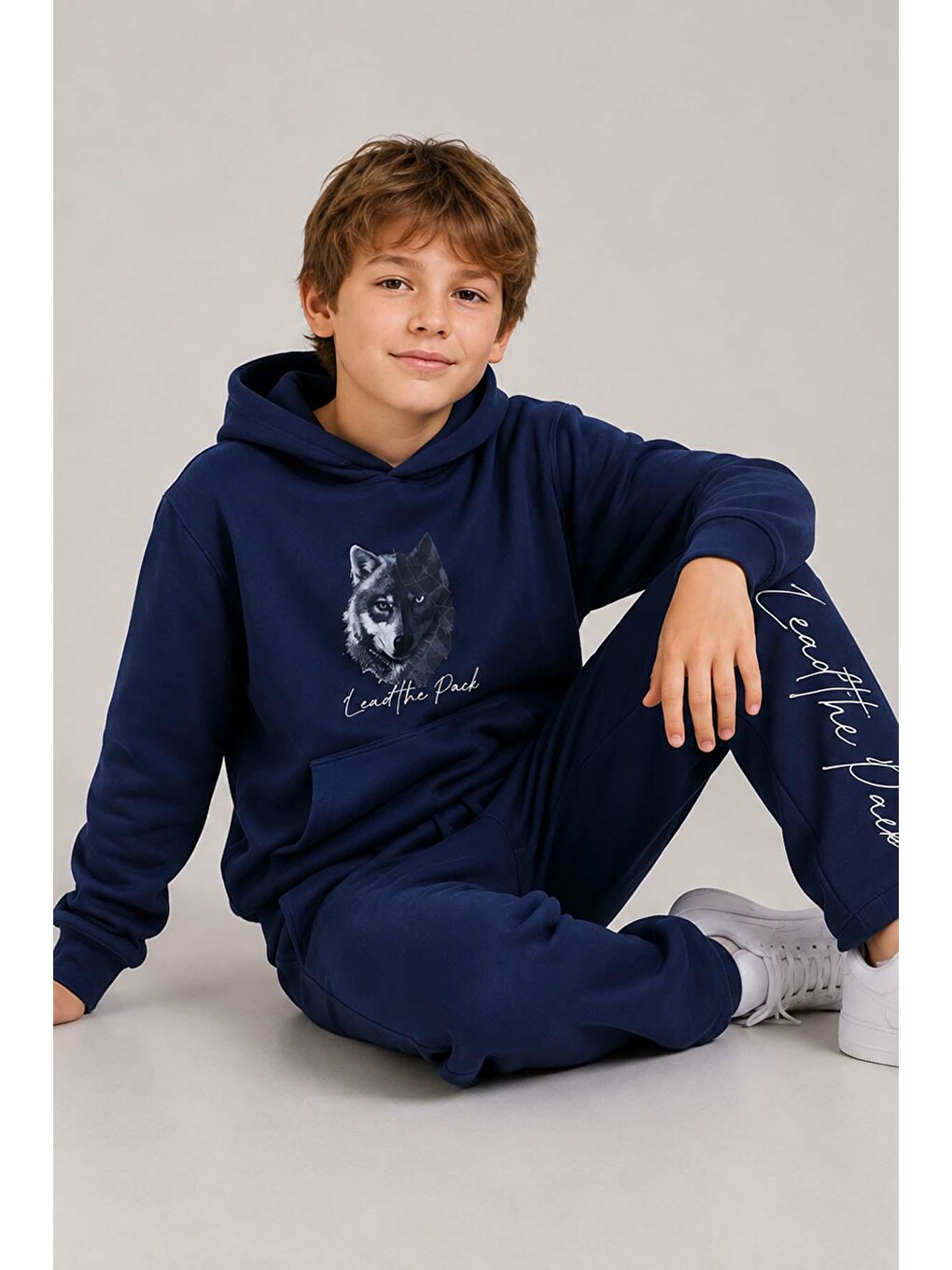 Erkek Çocuk Önü Ve Arkası Çizim Baskılı Kapüşonlu Sweatshirt Lacivert Eşofman Takım-3