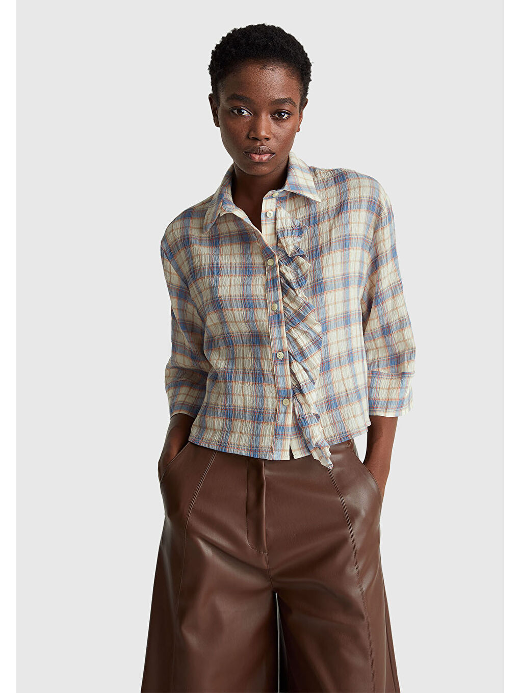 Kadın Mavi Pamuk Karışımlı Kareli Fırfır Detaylı Gömlek