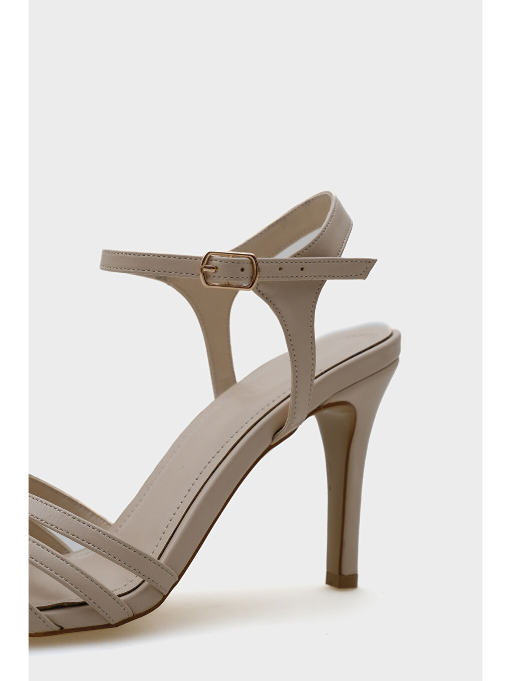 Ekru Corri Topuklu Kafes Örgülü Bilekten Bantlı Kadın Sandalet-3