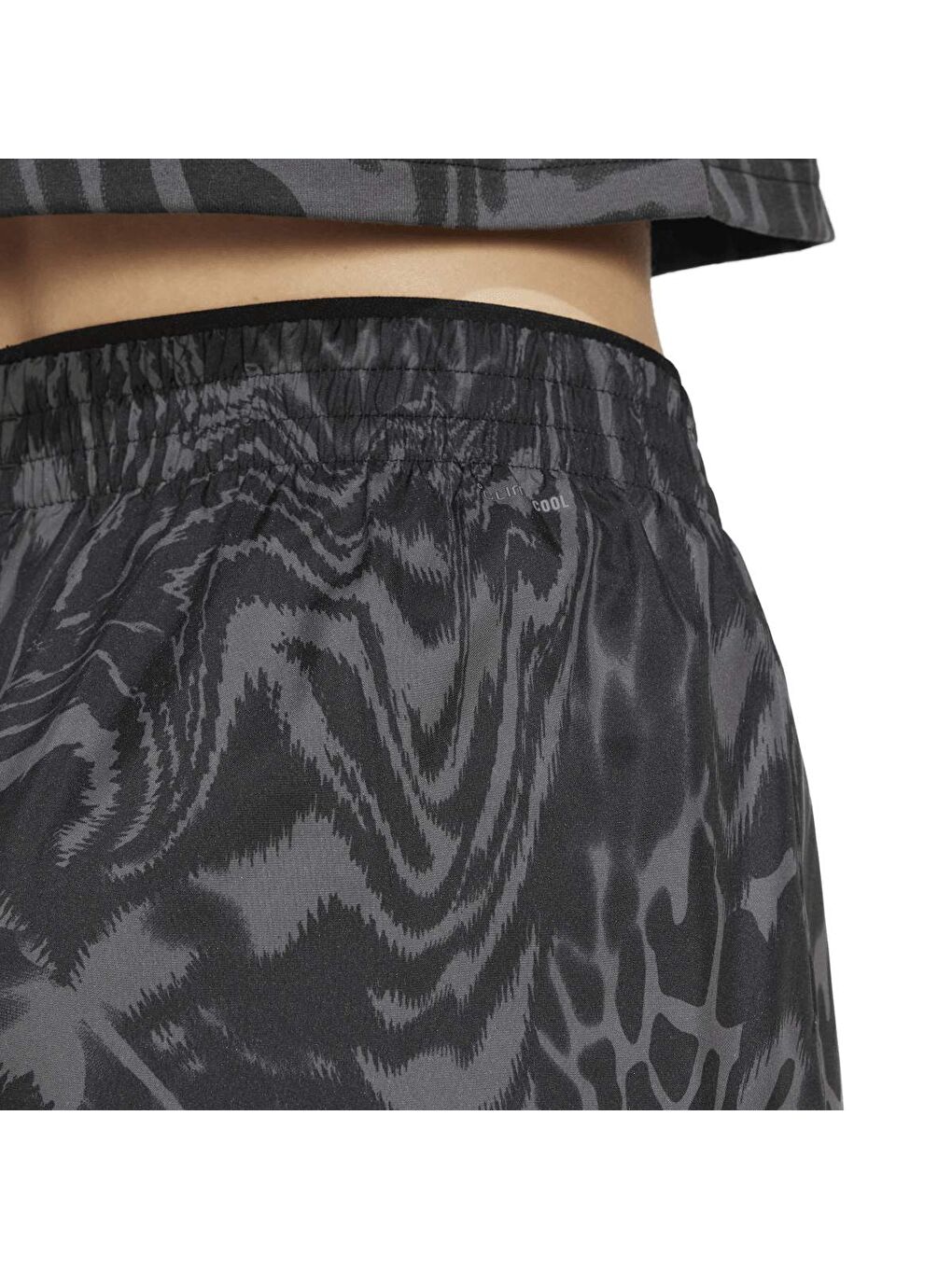 Kadın Siyah Şort-3