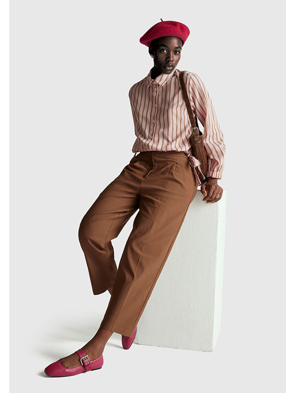 Kadın Pembe Viskoz Karışımlı Çizgili Altı Lastikli Relaxed Fit Gömlek-4