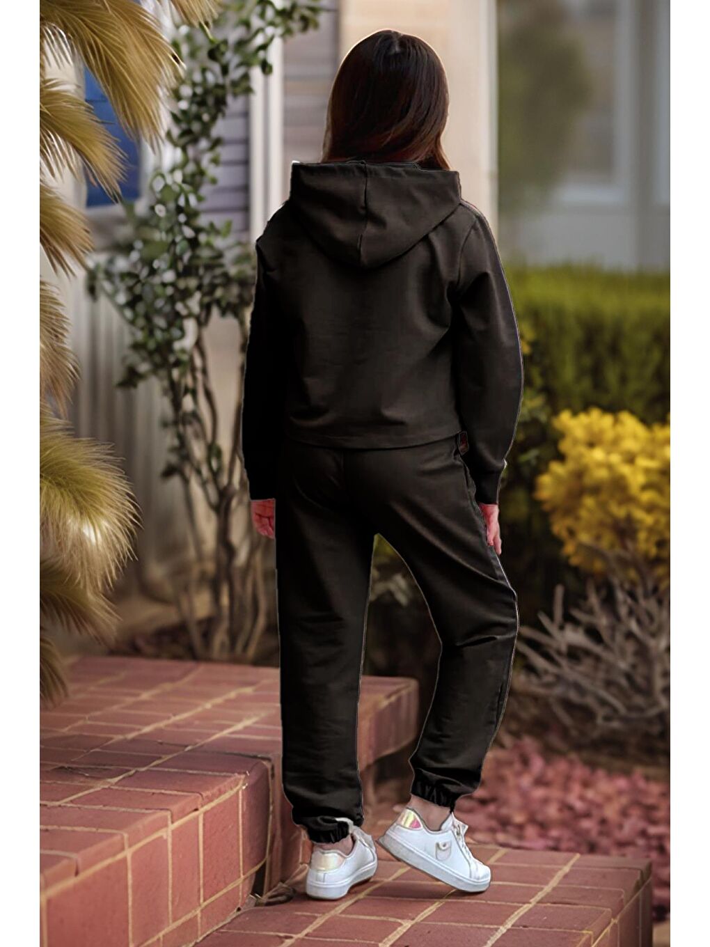 Kız Çocuk Kolsuz Bluz West Coast Baskı Kapüşonlu Crop Kaşkorse 3 lü Siyah Eşofman Takım-2