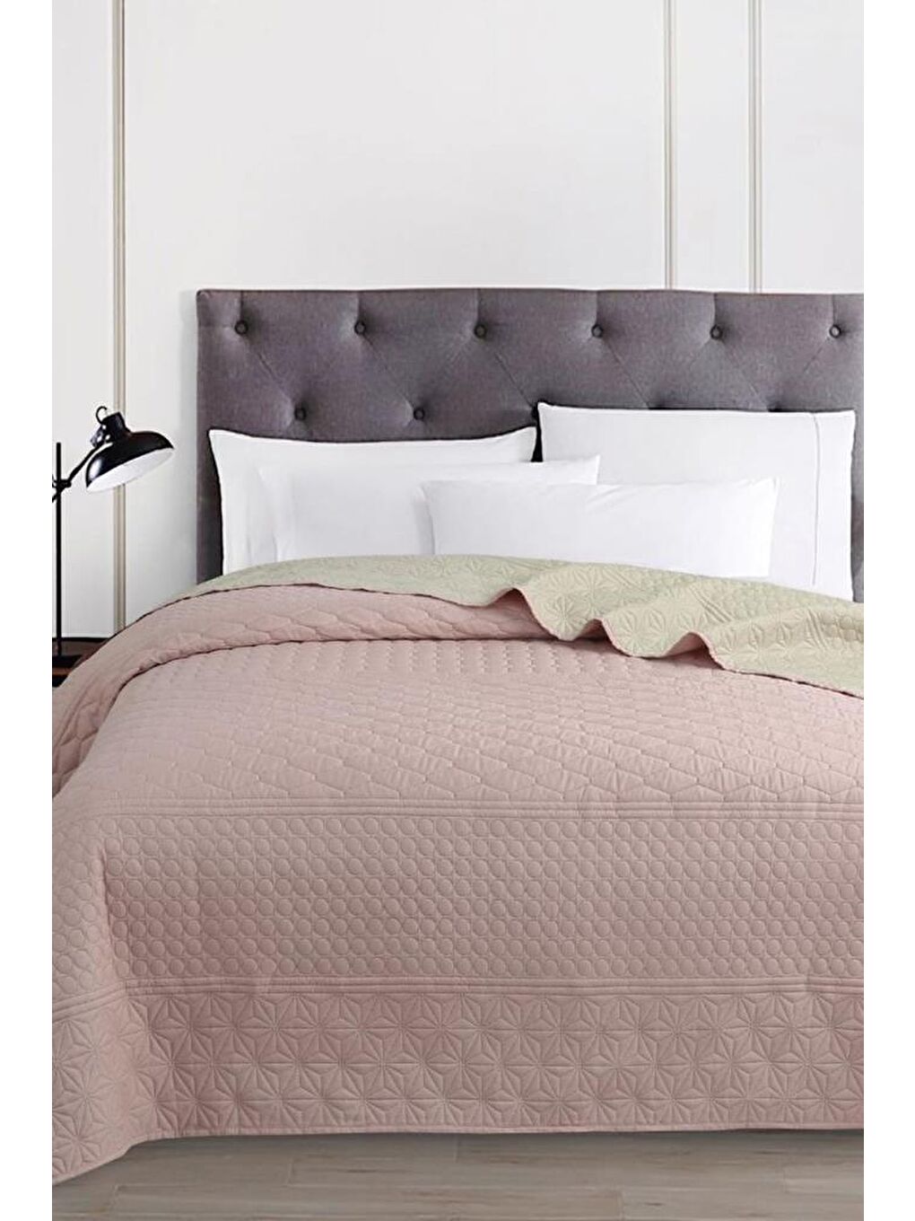 Pembe Ultrasonik Kapitoneli Doremi Çift Taraflı Çift Kişilik Yatak Örtüsü Pudra