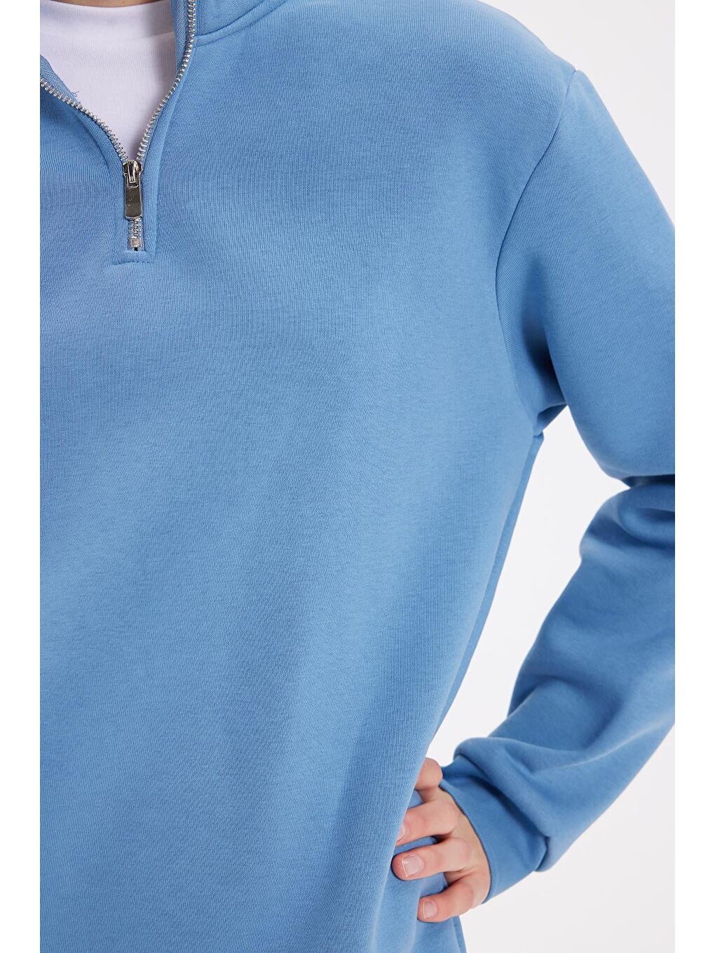 Kadın Relax Fit Rahat Kesim Pamuklu İçi Polarlı Yarım Fermuarlı Mavi Dik Yaka Sweatshirt-2