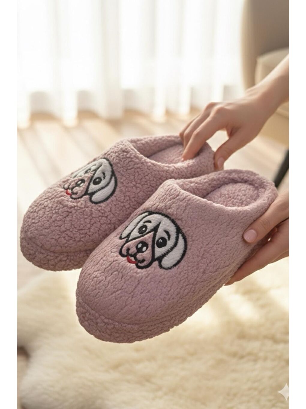 Pembe Ft 102 Köpek Nakışlı Kadın Ev Terliği Pelüş Terlik Çeyiz ve Bohça Terliği Ses Yapmaz Kalın Taban