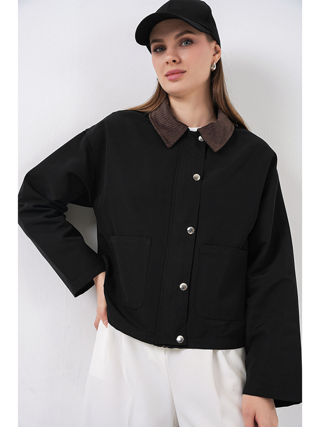 Kadın Cep Detaylı Kısa Ceket 5975 - Siyah-2