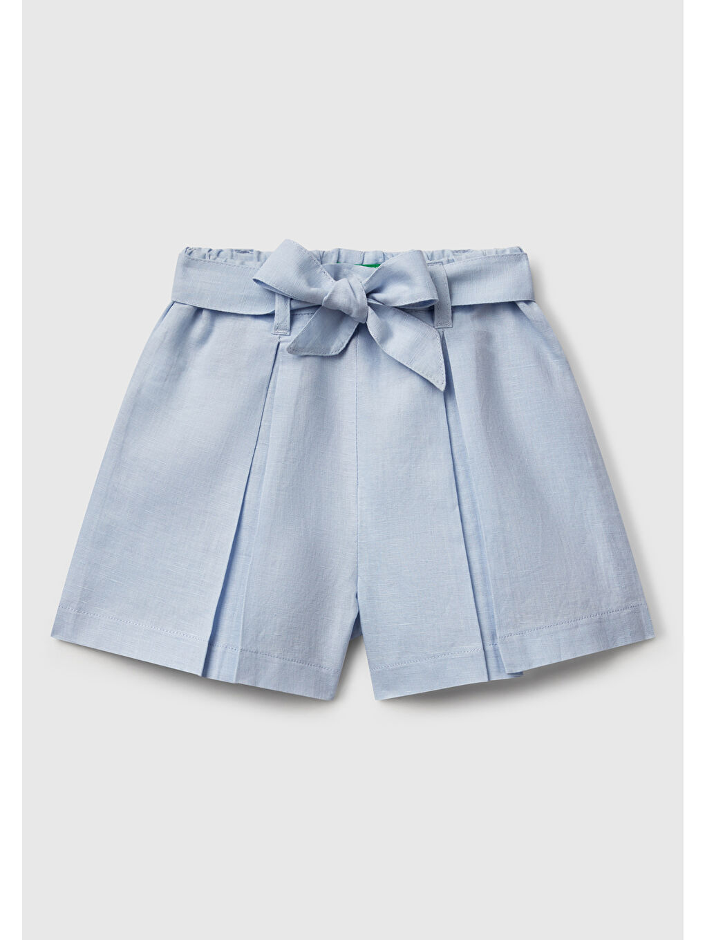 Kız Çocuk Toz Mavi Keten Karışımlı Beli Lastikli Kuşaklı Pileli Bermuda Şort