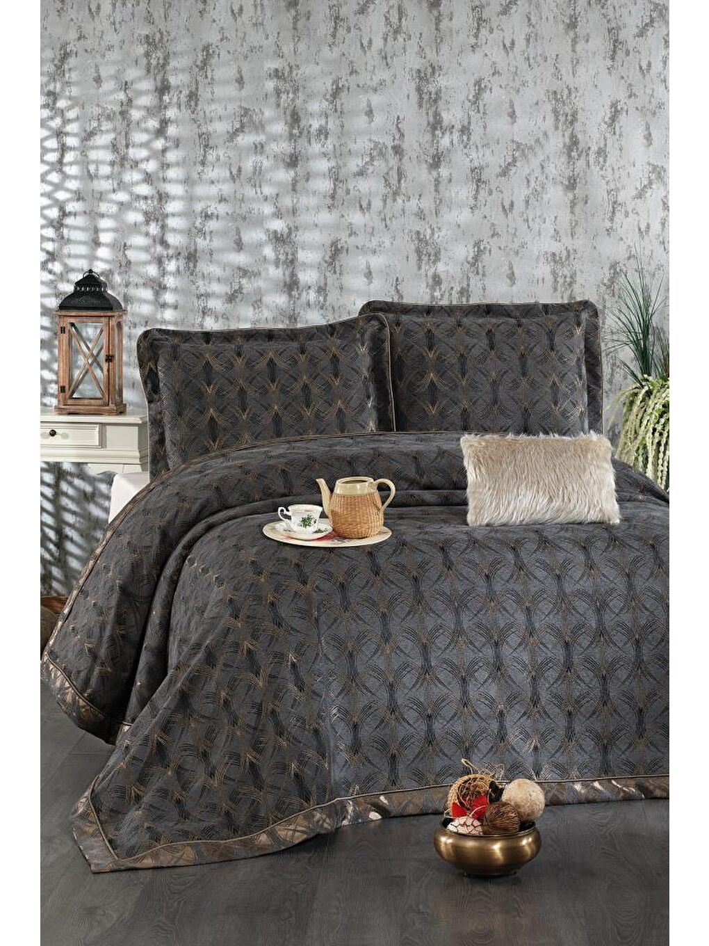 Podyum Şönil Çift Kişilik Yatak Örtüsü 260x260 cm Antrasit