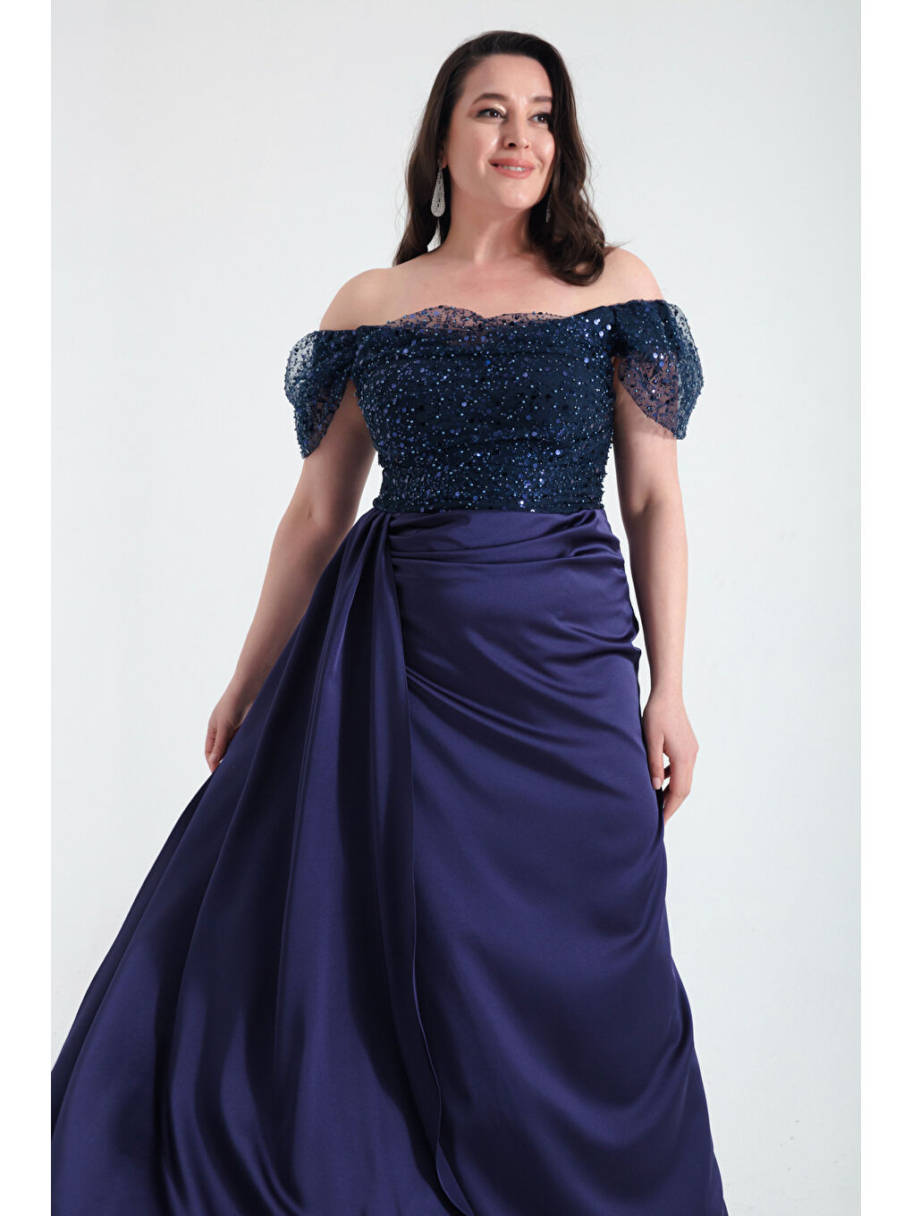Kadın Lacivert Kayık Yaka Taşlı Büyük Beden Uzun Abiye Elbise-1
