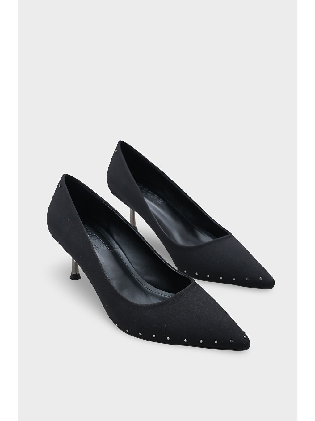 Siyah Anny Sivri Burunlu Metal Aksesuarlı Metal Topuklu Stiletto-1
