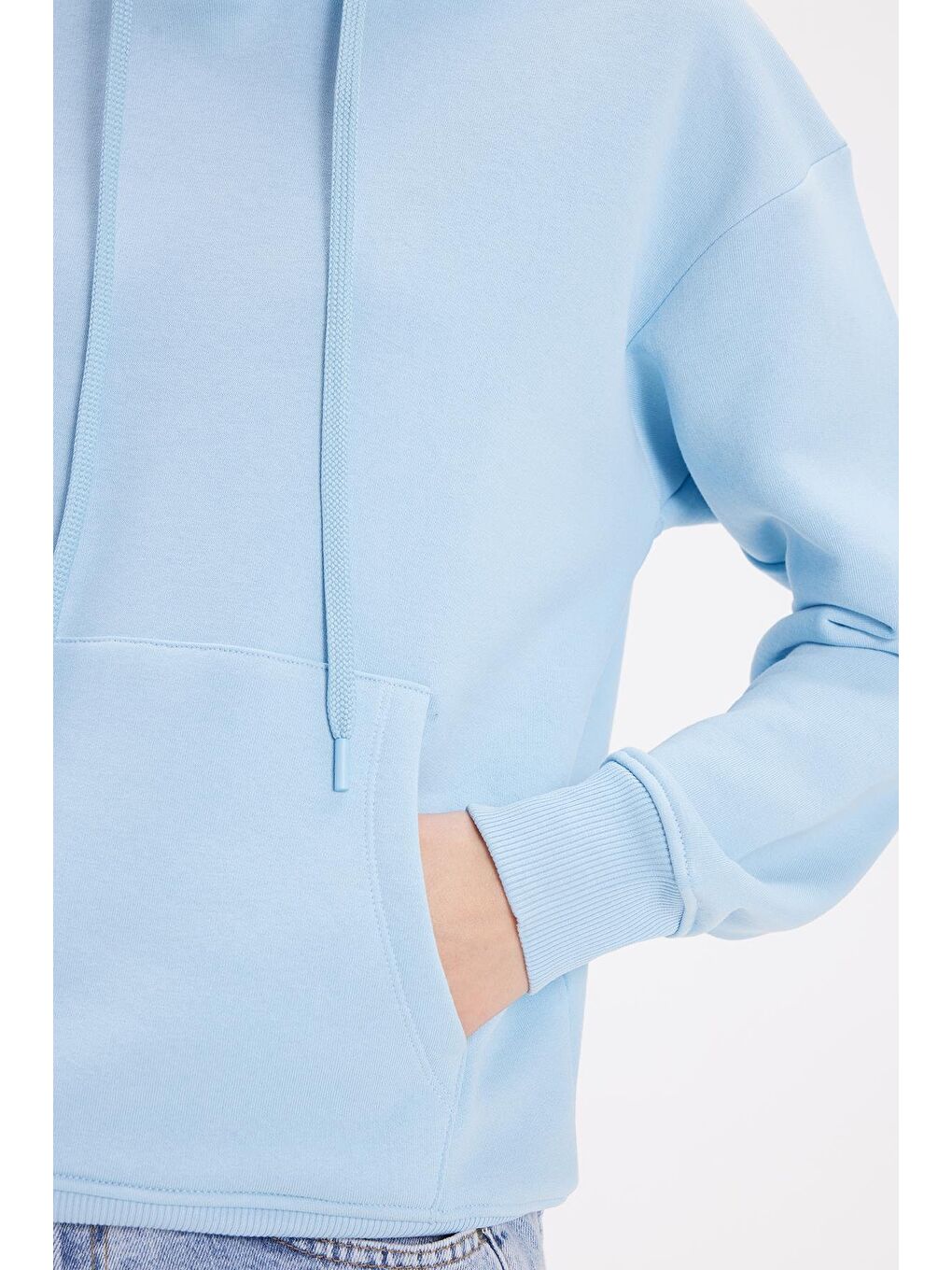 Kadın Oversize Geniş Kesim Pamuklu Yumuşak Dokulu İçi Polarlı Basic Mavi Kapüşonlu Sweatshirt-2