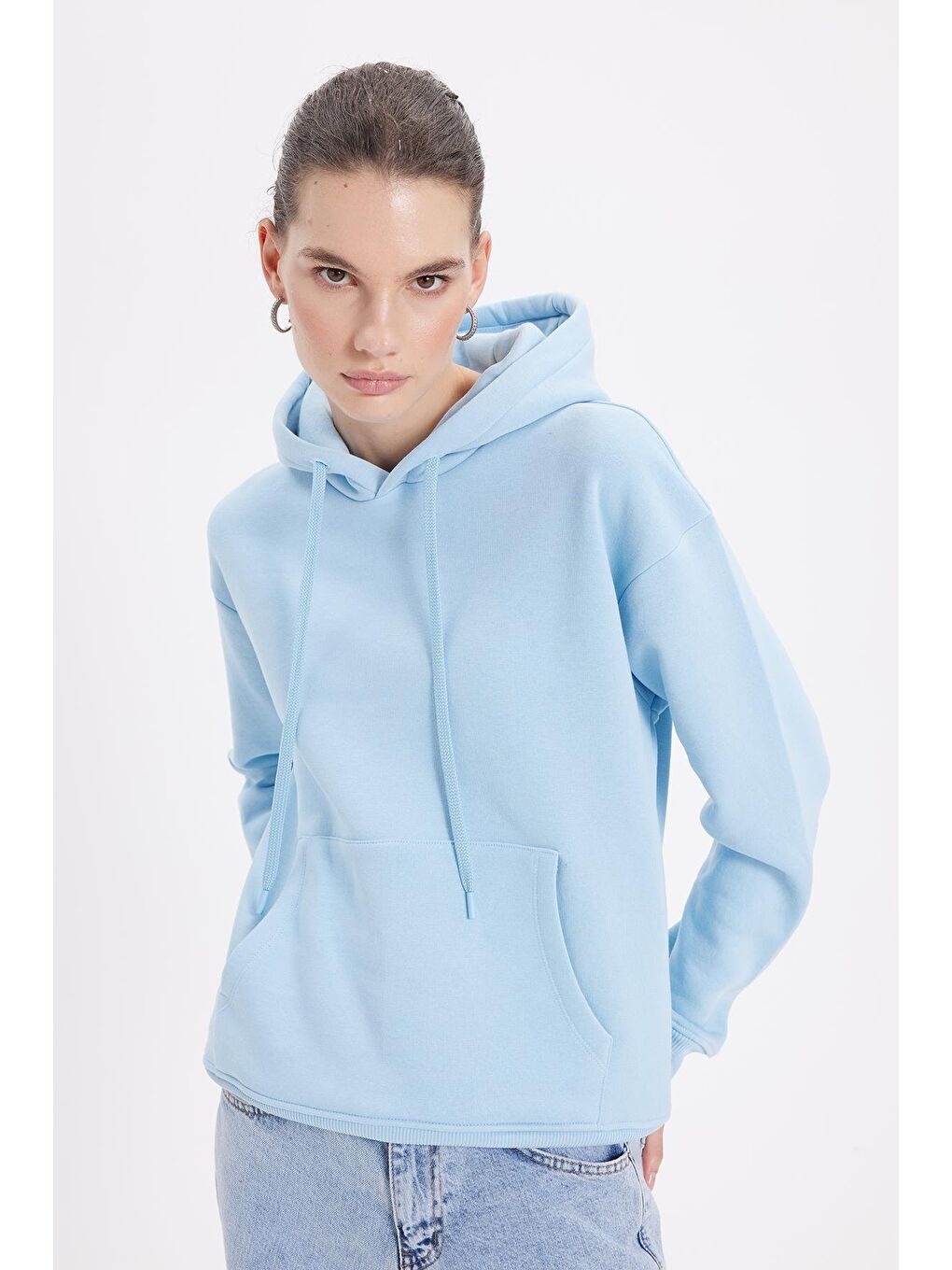 Kadın Oversize Geniş Kesim Pamuklu Yumuşak Dokulu İçi Polarlı Basic Mavi Kapüşonlu Sweatshirt-4