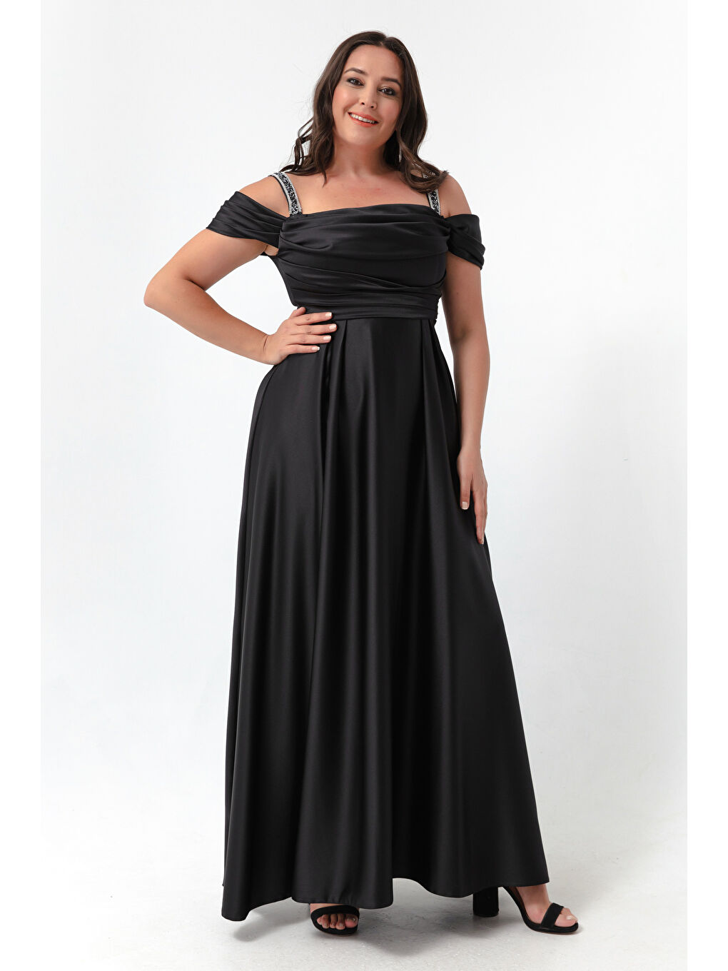 Kadın Siyah Taş Askılı Drapeli Büyük Beden Uzun Abiye Elbise-2