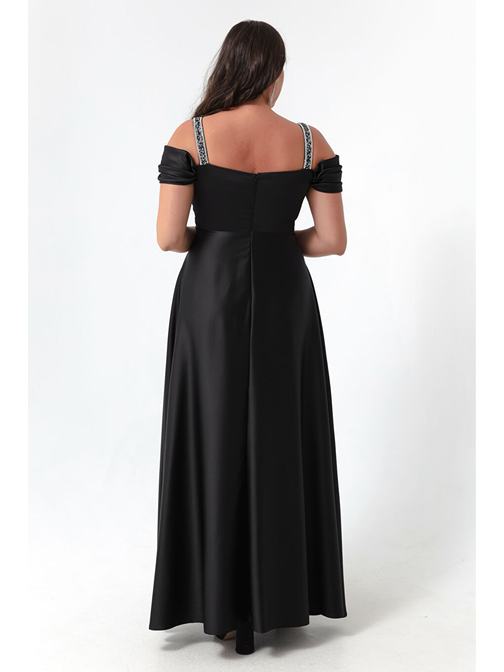 Kadın Siyah Taş Askılı Drapeli Büyük Beden Uzun Abiye Elbise-4