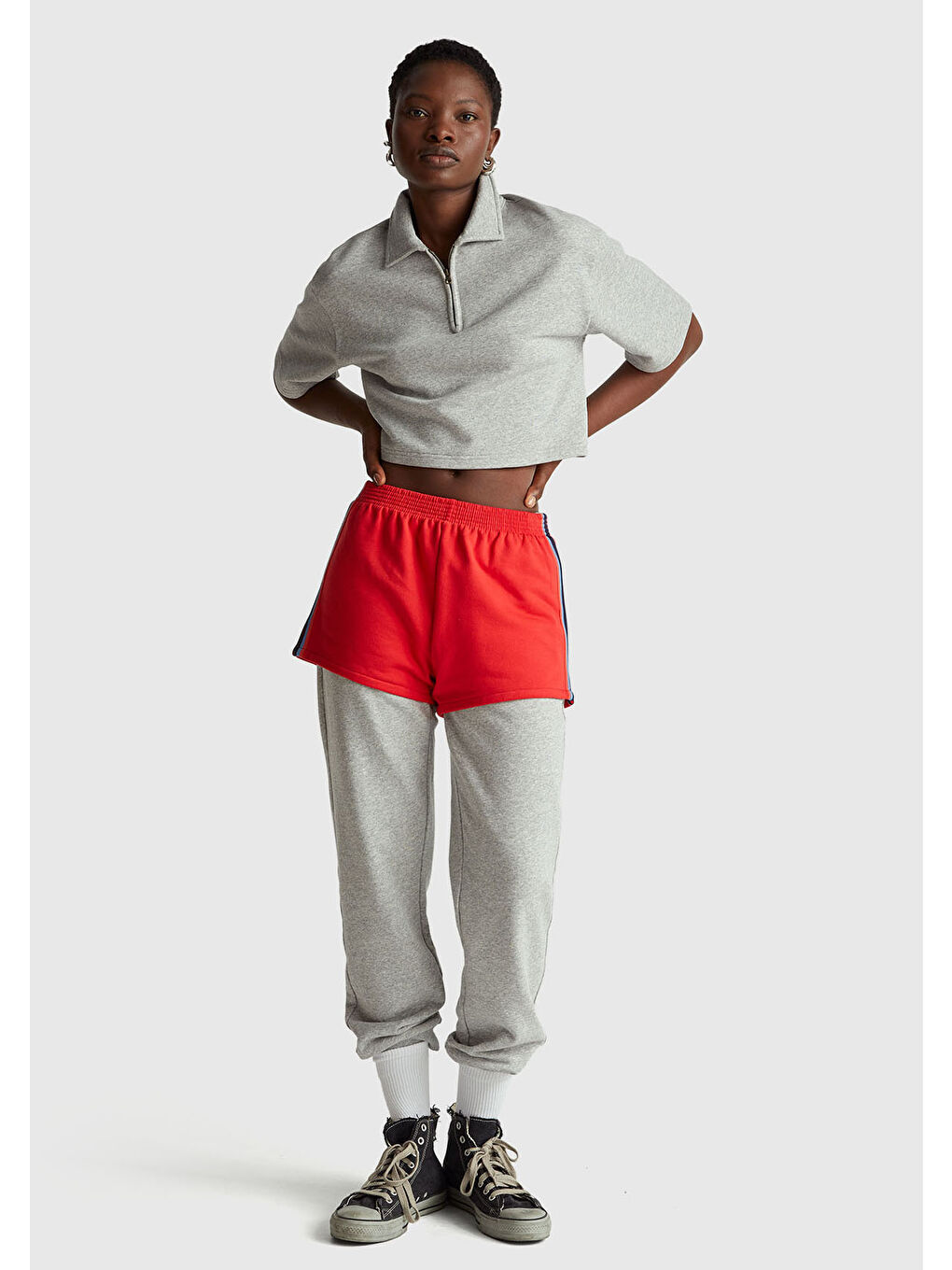 Kadın Kırmızı  %100 Pamuk Rahat Kalıp Stranger Things Sweat Şort-4