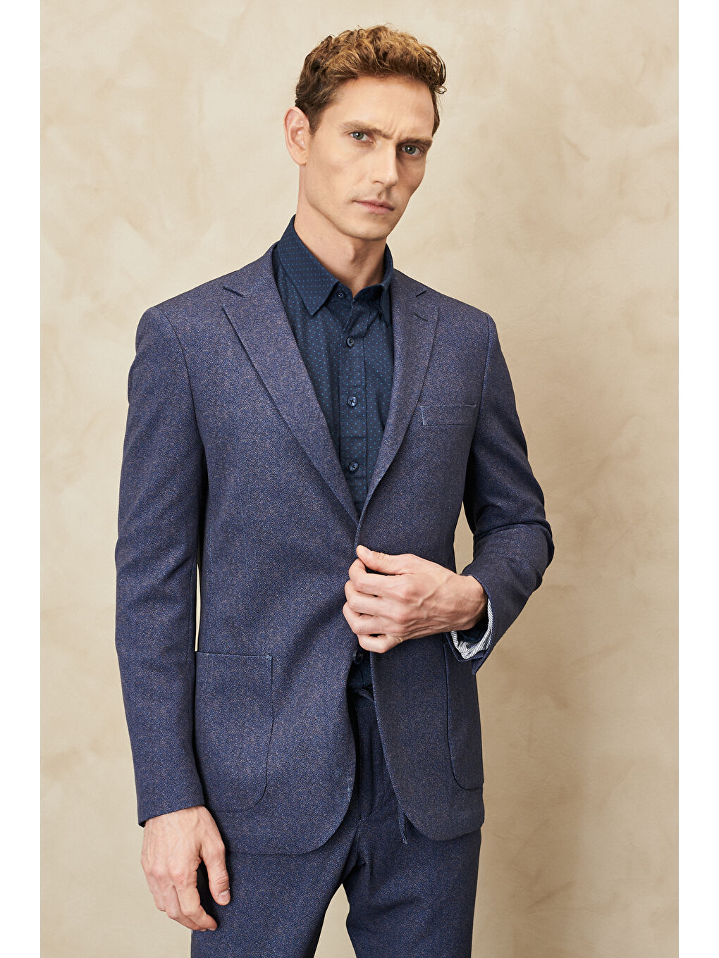 Erkek Lacivert-Kahverengi Slim Fit Dar Kesim Mono Yaka Seyahat Çantalı Desenli Takım Elbise