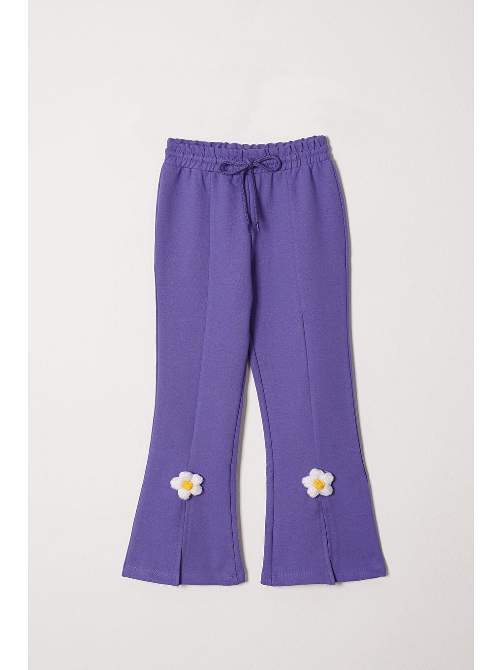 Mor Bisiklet Yaka Yırtmaçta Papatya Detaylı Kız Çocuk Eşofman Takım-3