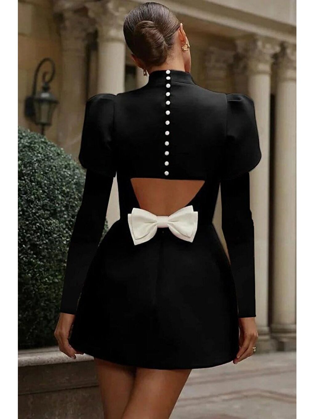 Siyah Kadın Uzun Kollu Yarı Balıkçı Yaka Arkadan Kurdela Detaylı Mini Atlas Elbise-2