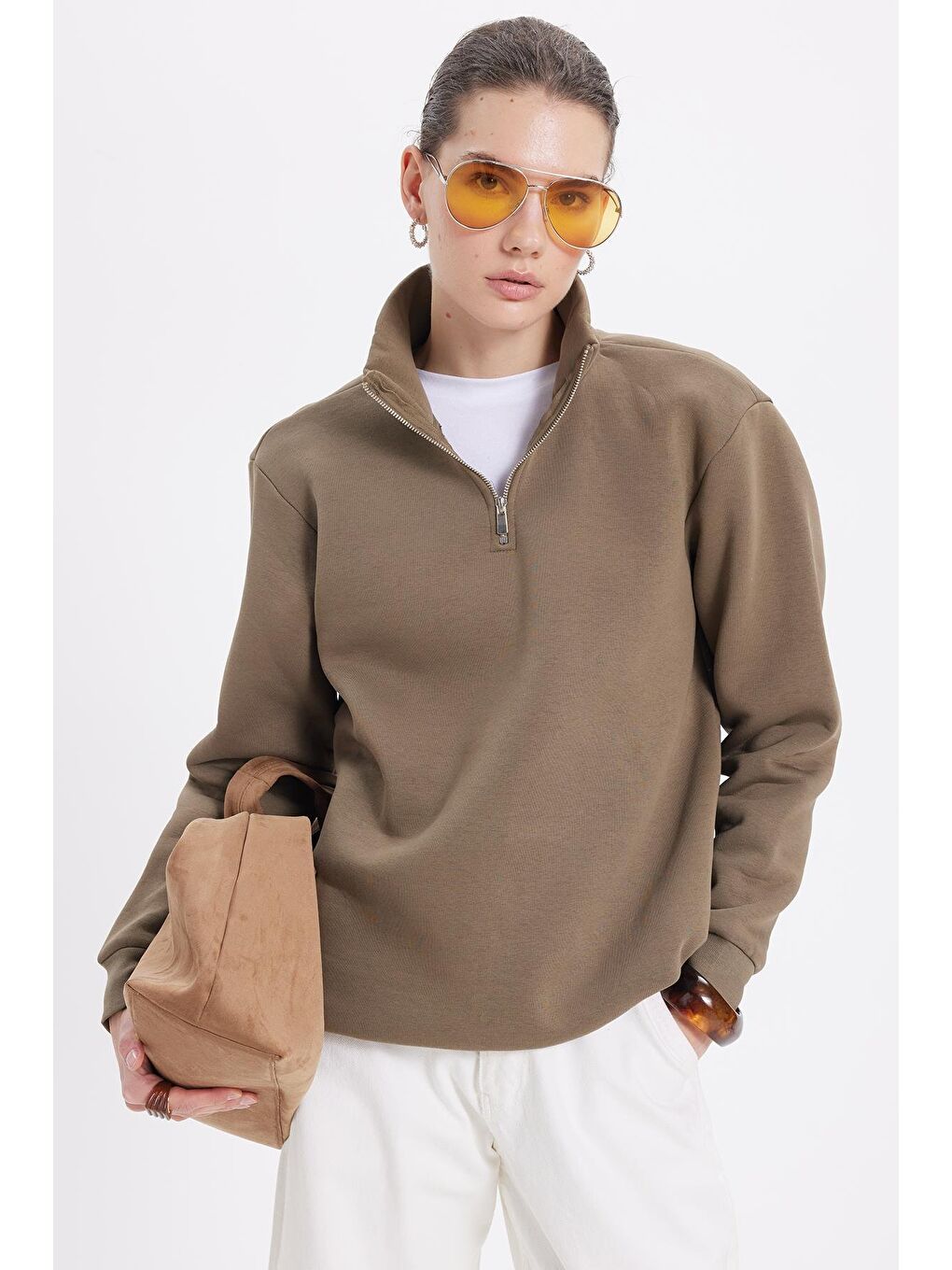 Kadın Relax Fit Rahat Kesim Pamuklu İçi Polarlı Yarım Fermuarlı Haki Dik Yaka Sweatshirt-1