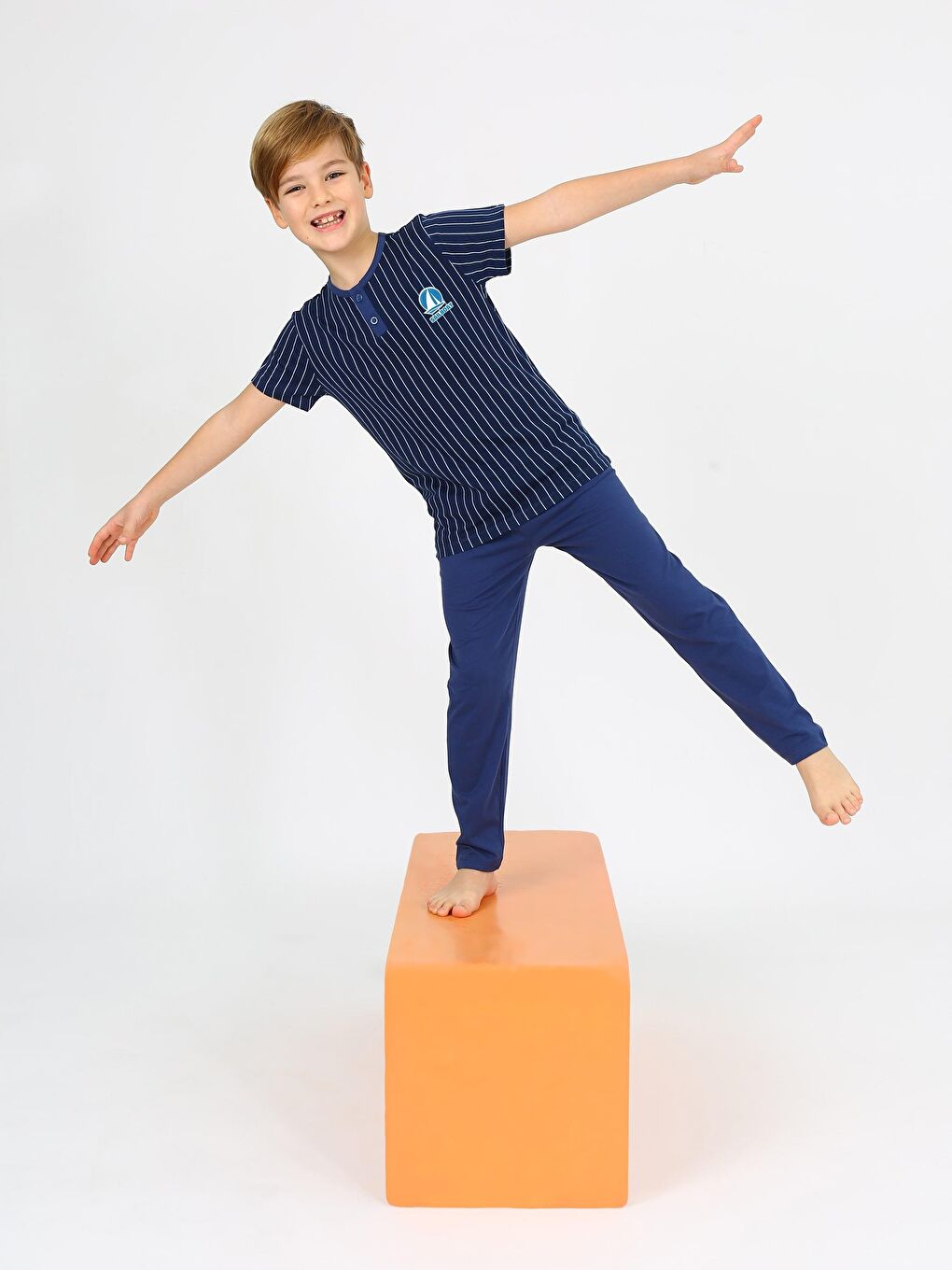 İndigo Erkek Çocuk Kısa Kollu %100 Pamuklu Düğme Detaylı Sailboat Pijama Takımı-1