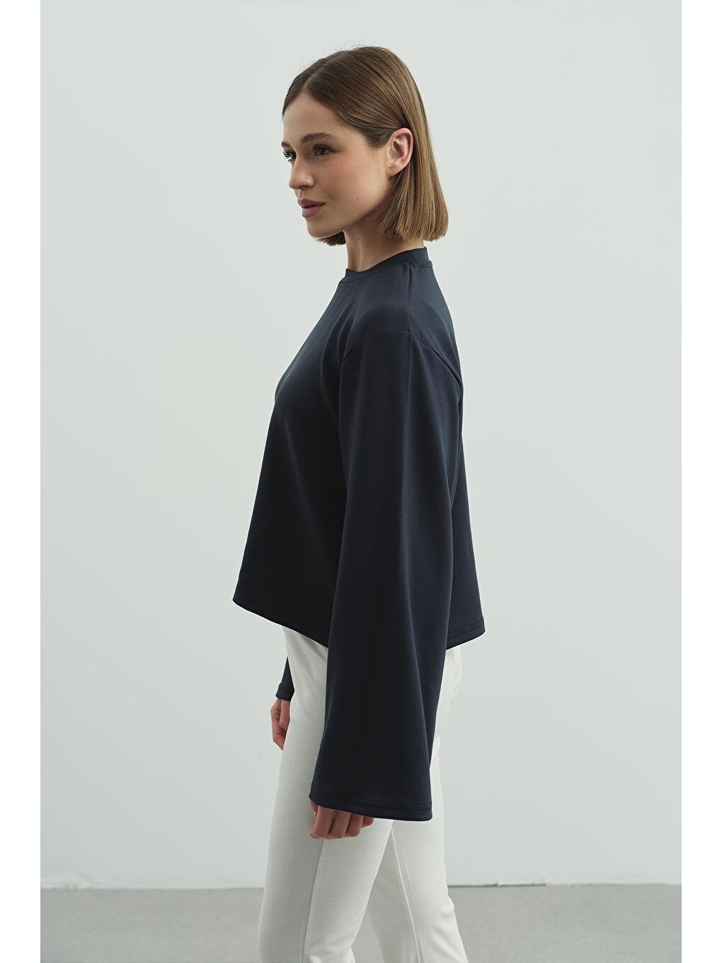 Gri Oversize Basic Kısa Sweatshirt 981 Füme-1